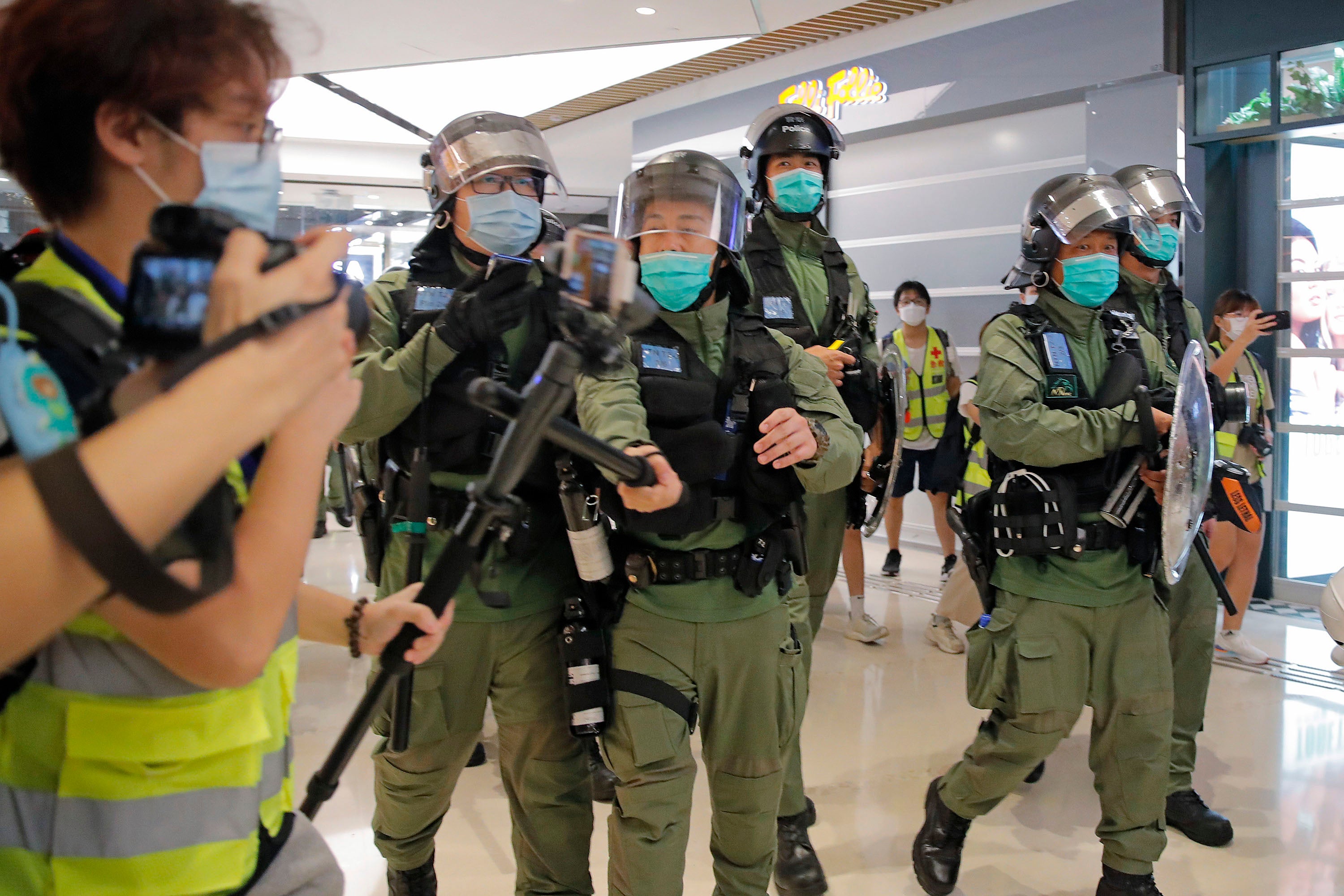 202007asia_china_hong_kong_police