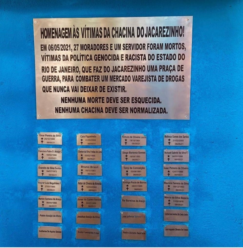 Memorial do Jacarezinho antes de ser derrubado pela polícia civil no dia 11 de maio de 2022.