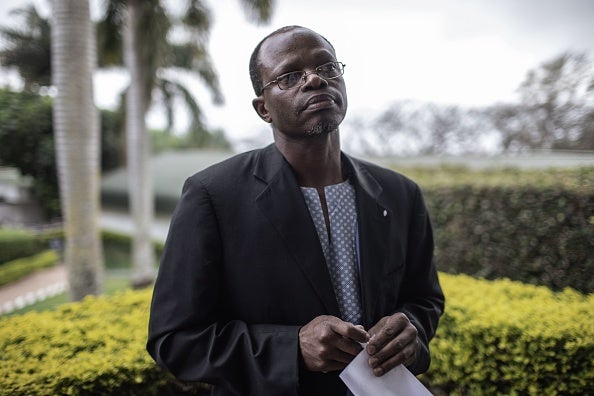 L'avocat Thulani Maseko, spécialisé dans la défense des droits humains, photographié lors d’une interview par l’Agence France-Presse le 22 septembre 2018 à Lobamba, en Eswatini (ex-Swaziland), dans le sud de l’Afrique. Maseko a été tué le 21 janvier 2022 à son domicile dans le quartier de Luhleko, à Bhunya, dans l’ouest de ce pays.