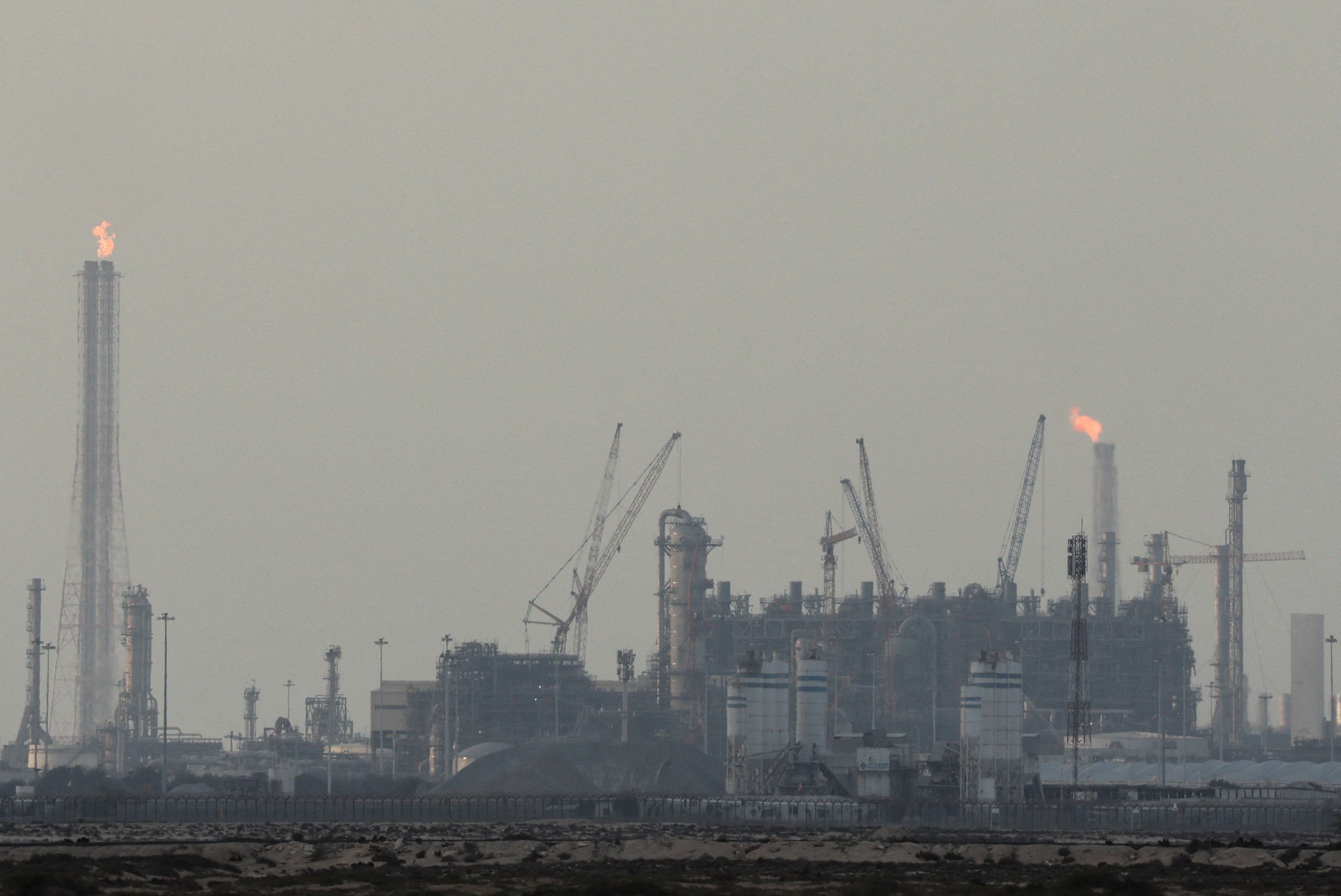 מתקני ייצור הגז הטבעי הנוזלי (LNG) של "קטאר אנרג'י" בעיר התעשייתית ראס לפאן, קטאר, 2 במרץ 2026.