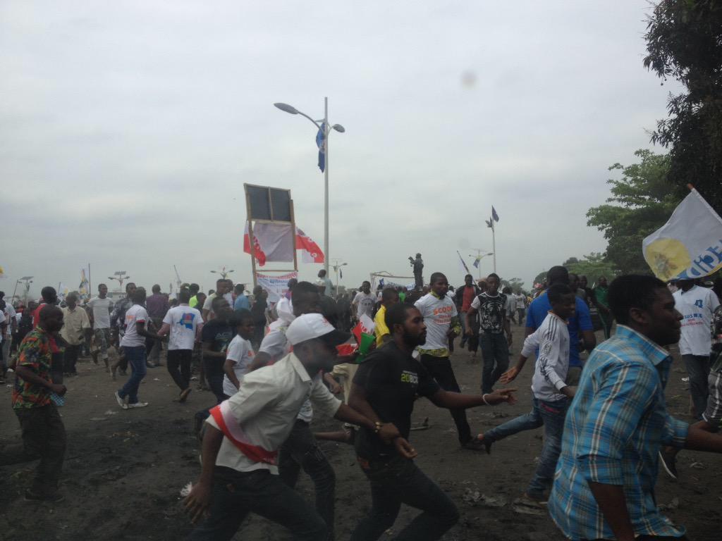2015_AFRDRC_Protestors_CH