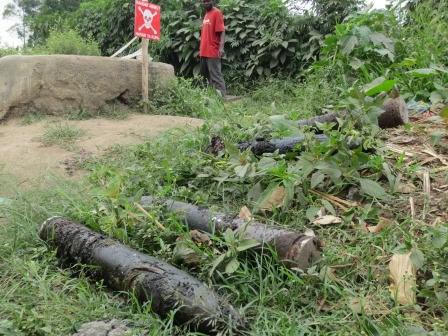2015-10-DRC-CRD-munitions in school-FR