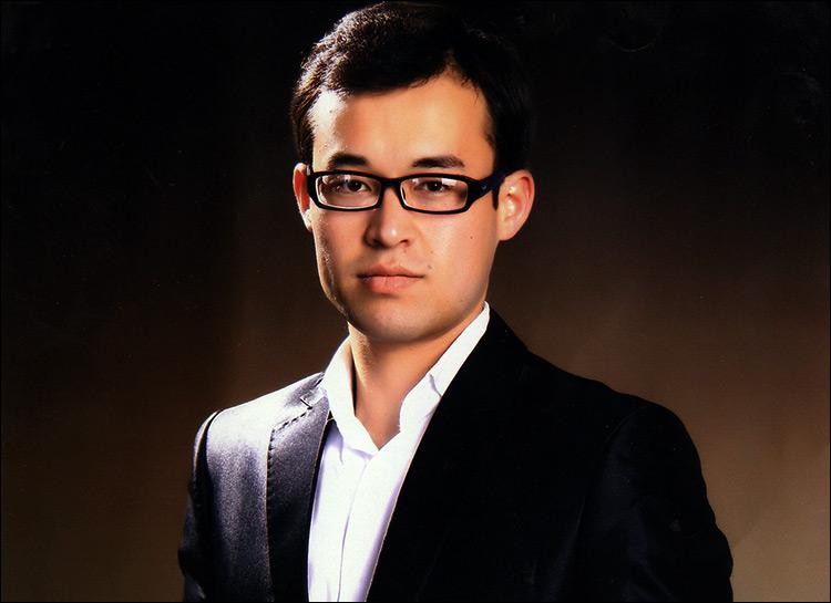 Akrom Malikov