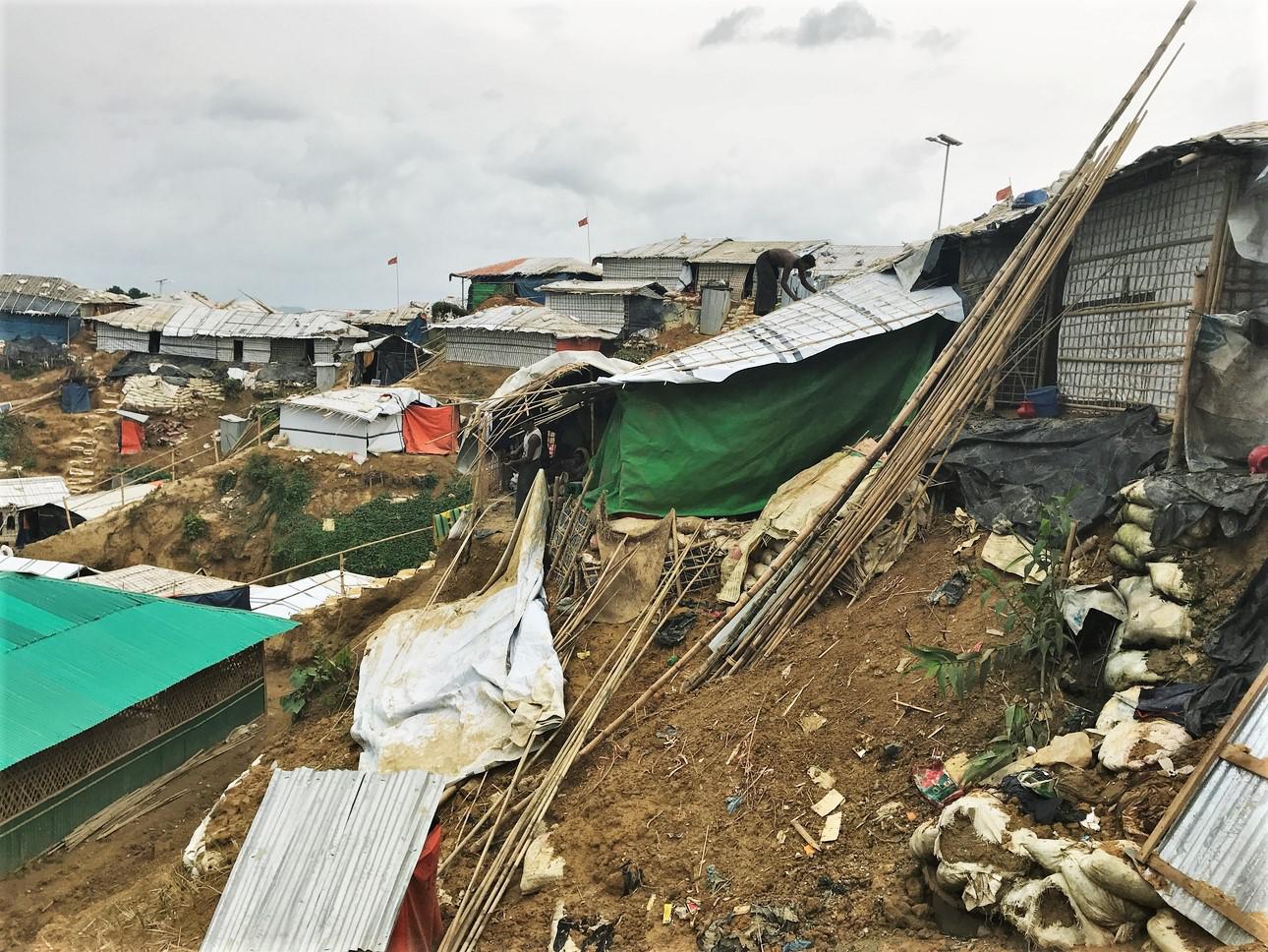 201806asia_bangladesh_landside