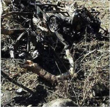 ئۆتۆمبێلهكهی ئیمداد عوسمان دهروێش له پاش بهركهوتنی هێرشێكی ئاسمانی توركیاو كووشتنی ئیمداد له ١٣ی تشرینی دووهمی ٢٠١٧ له نزیك گووندی بهرمیزه. 