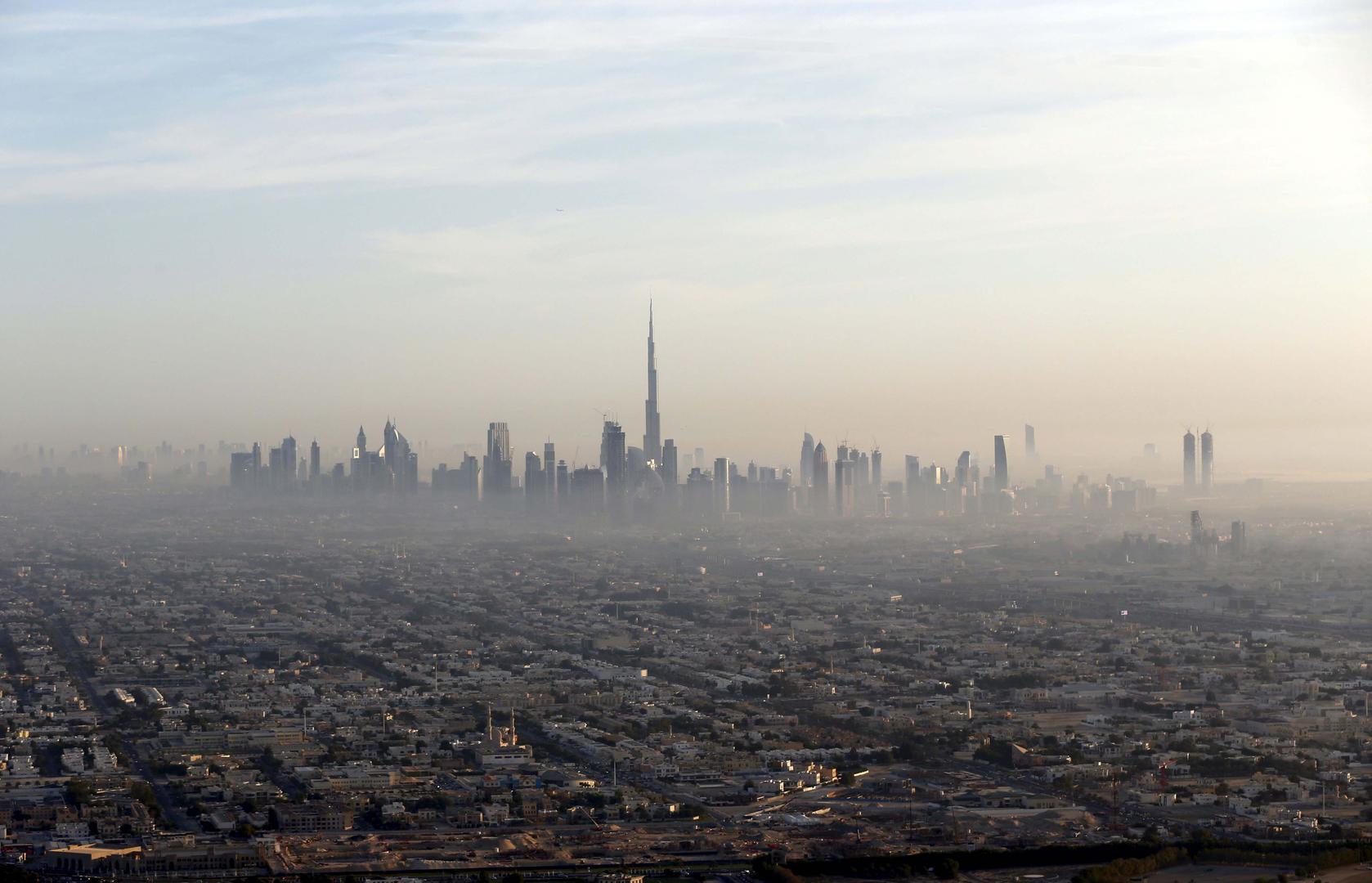 201910mena_uae_dubaiskyline