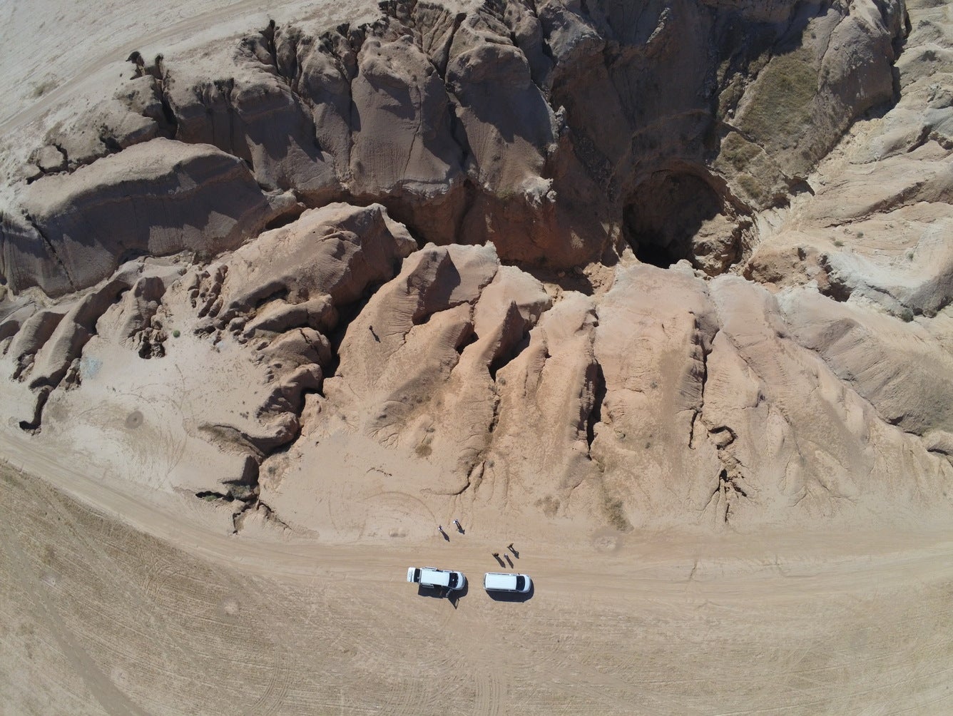 La gorge d'Al-Hota, située dans le nord-est de la Syrie, que l'État islamique a utilisé en tant que charnier en y jetant les corps de plusieurs victimes.