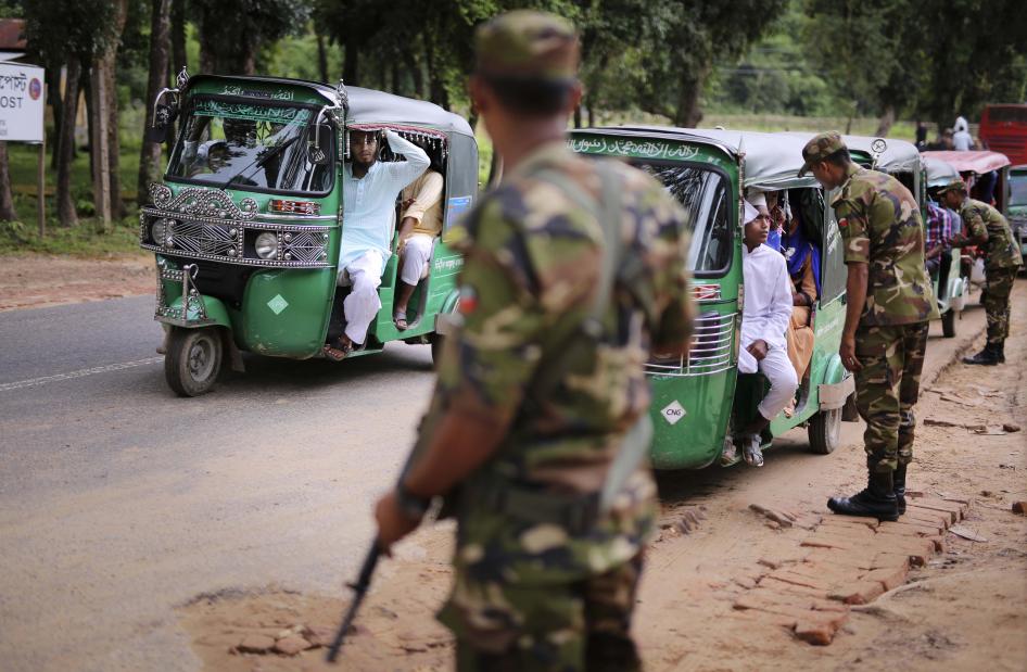 202205asia_bangladesh_coxsbazar_checkpoint