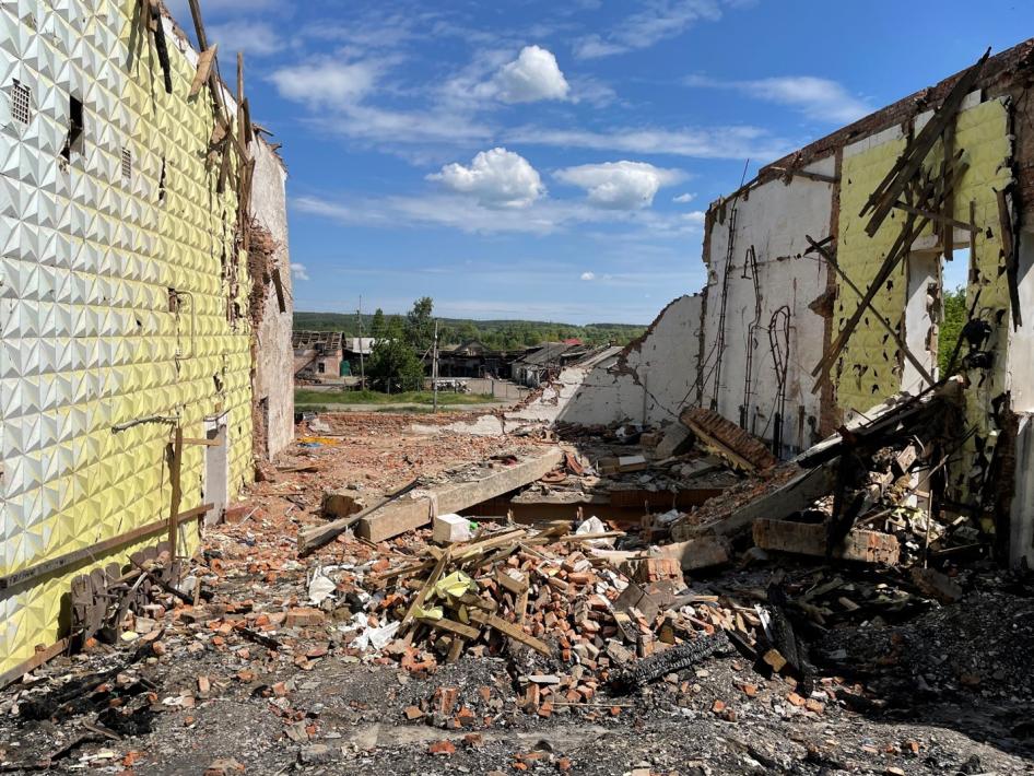 Le 17 mars, une attaque a détruit le centre culturel du village de Selekstiine, que les forces ukrainiennes utilisaient comme caserne au moment de l’attaque. Photo prise le 25 mai 2022. 