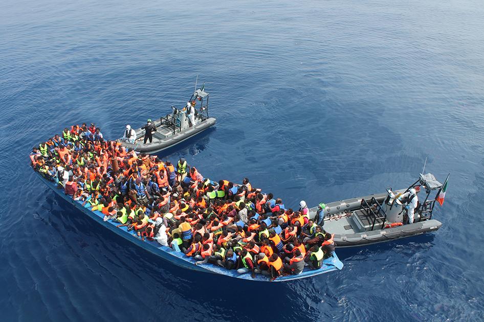 Un buque de la Armada irlandesa Le Eithne, participa en una operación de rescate como parte del operativo Frontex Tritón, el 6 de junio de 2015