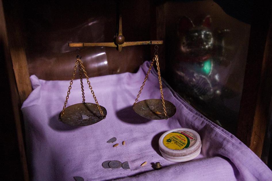 A gold trading shop