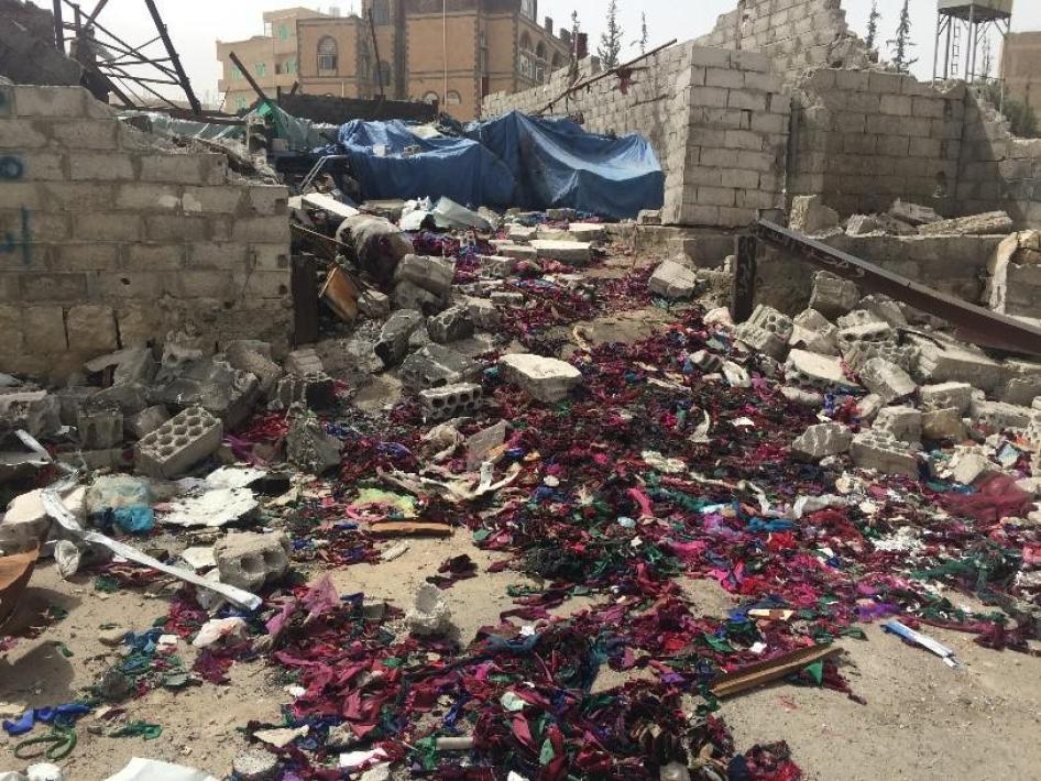 2016_EME_Yemen_BusinessBombings_1