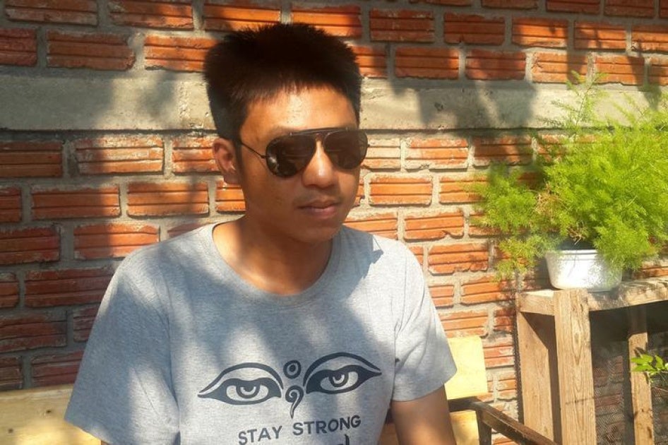 ประเทศไทย: นักกิจกรรมถูกคุมขังอย่างไม่เป็นธรรมฐาน “หมิ่นสถาบันฯ” Thailand: Activist Unjustly Jailed for ‘Insulting Monarchy’