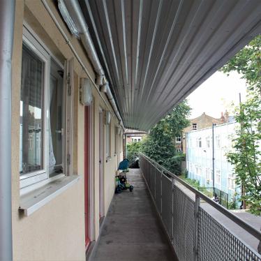 202204eca_uk_crd_shelter