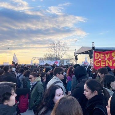 Students protest against the detention of fellow students who joined demonstrations against the jailing of Istanbul mayor Ekrem İmamoğlu, Kadiköy, Istanbul, April 8, 2025
