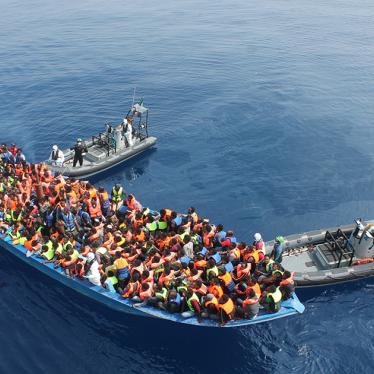 Un buque de la Armada irlandesa Le Eithne, participa en una operación de rescate como parte del operativo Frontex Tritón, el 6 de junio de 2015