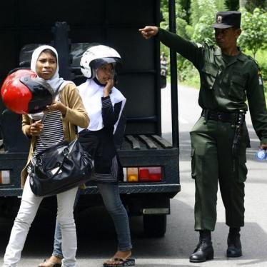 Presiden Jokowi Gagal Menghapuskan Hukum Syariah yang Kejam - Indonesia Jokowi Fails Abolish Sharia Laws 20170413