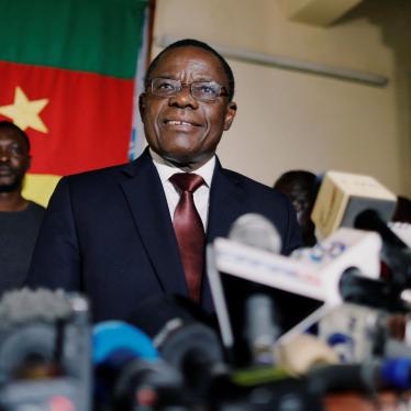 Maurice Kamto holds a news conference at his headquarter in Yaounde, Cameroon October 8, 2018. REUTERS/Zohra Bensemra